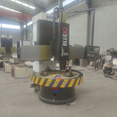 ศูนย์เครื่องตั้ง CNC Lathe เครื่องประเภท Torno Siemens CNC Controller