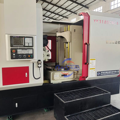 YK3150G เครื่องตัดโลหะความเร็วสูง 8 โมดูลัส CNC Gear Hobbing Machine